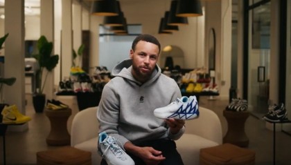 库里：圣诞大战对阵克莱穿上他的签名鞋 对我来说意味着全世界