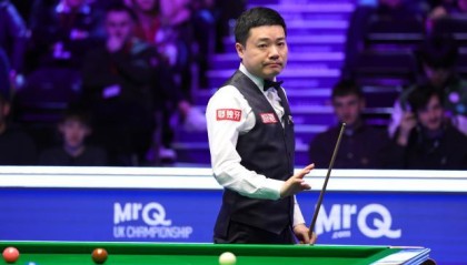 九游官网主页-高烧不弃赛逆转艾伦 丁俊晖晋级力争英锦赛四冠王