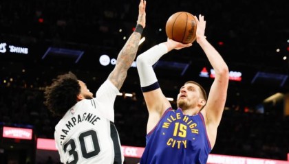 九游官网主页-掘金12连胜收官成全湖火，马刺轮休文班坑了自己？